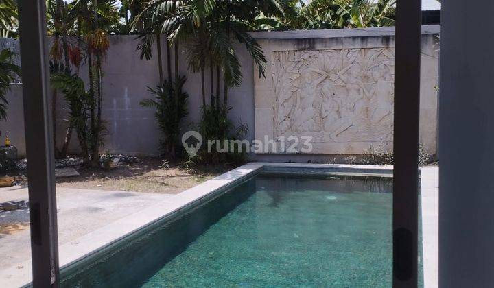 Rumah Kontrakan Di Jl.kedampang Kerobokan Shm Bagus Model Villa 1