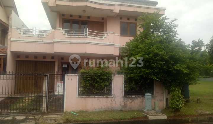 Rumah Giriloka Luas 235 Meter Lokasi Dekat ke Tol Pondok Indah