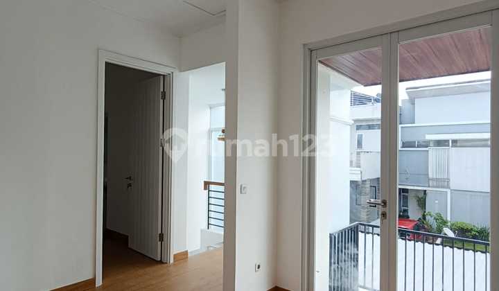 The Icon BSD House Renovated Well Ready to Live Smart Door Lock