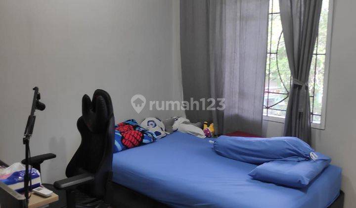 Rumah Giriloka 2 Lantai Sudah Renovasi Hadap Selatan Bagus 2