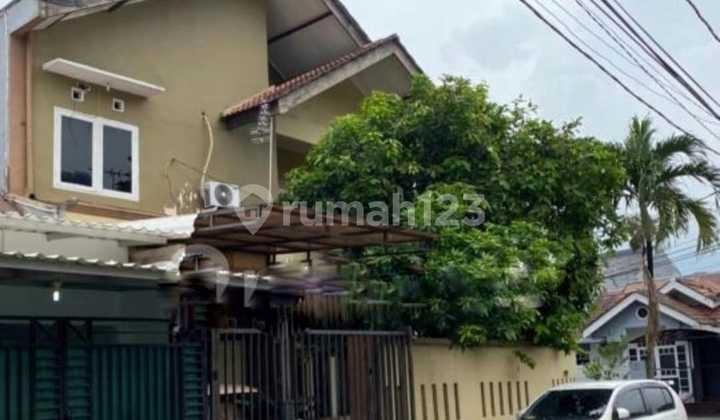 House In Nusaloka Bsd Very Strategic Quick Sale