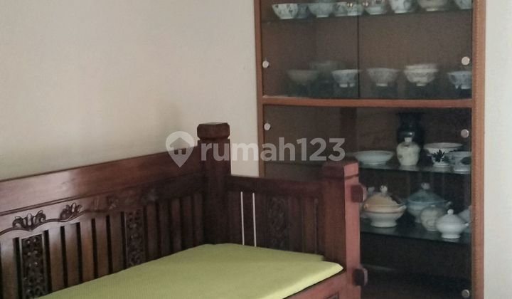 Rumah dengan Luas Tanah Diatas 700 Meter Lokasi Nyaman Jalan Utama 2