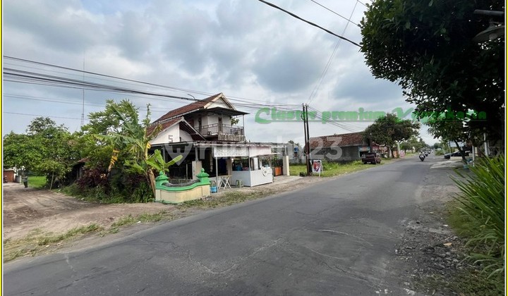 Edge of Asphalt, Kalitirto Street, Berbah - For Sale, Ready to Build a House Edge of Asphalt, Kalitirto Street, Berbah - For Sale, Ready to Build a House