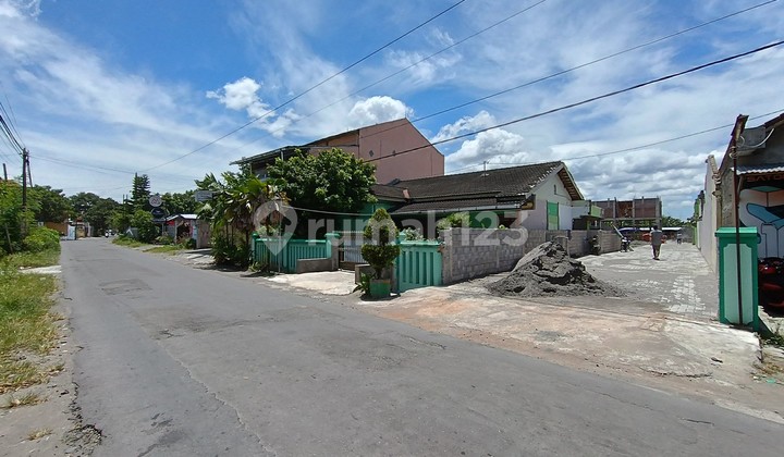 Sell fast Land near UMY, UNJAYA, and STPN Yogyakarta campuses.