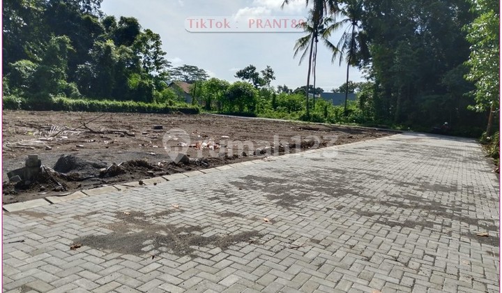 Ngaglik area near UII Kaliurang is suitable for building an exclusive boarding house.