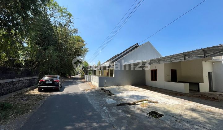 900 Jtan Rumah 2 Lantai Dekat Uii Kaliurang Dalam Cluster