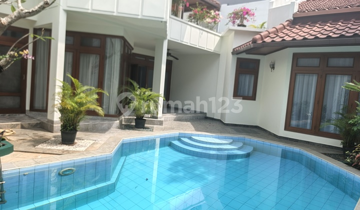 Rumah di Pondok Indah Dekat Jis, Lokasi Premium 2