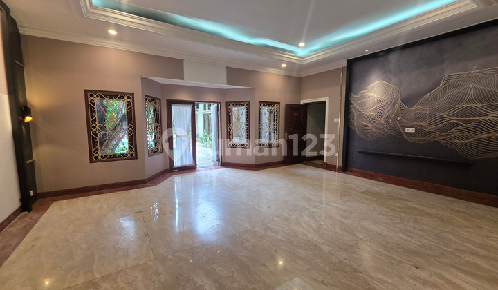 Rumah Disewakan Bisa Untuk Kantor Di Kebayoran Baru 2