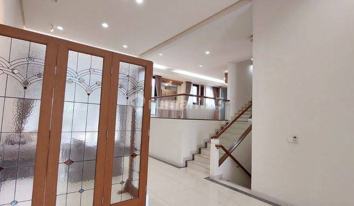 Disewa rumah minimalist modern di Pondok Indah  1