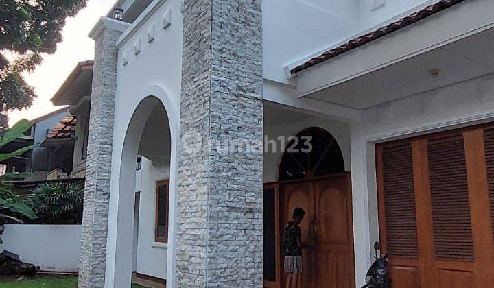 Rumah Asri di Area Premium di Pondok Indah dekat ke JIS 2