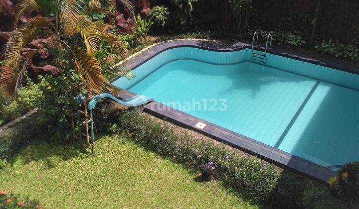 Spacious House di Pondok Indah bisa untuk kantor.