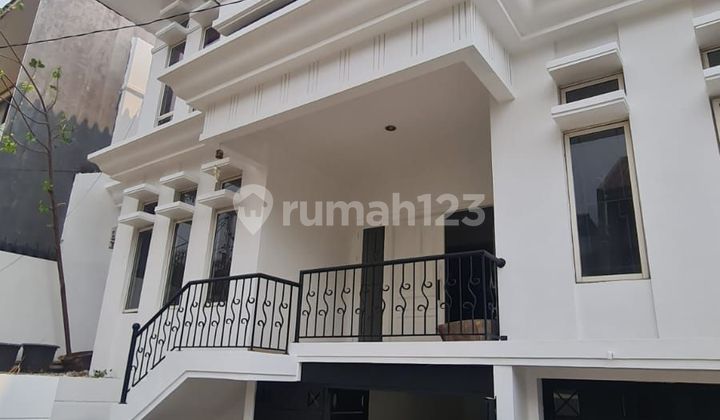 Rumah dijual di pondok indah 2