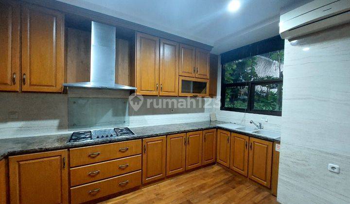 Cozy Luxury House in Cilandak area Close to MRT Cipete 2