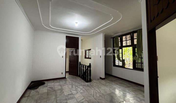 Rumah di Kebayoran Baru, Jalan Kaki ke MRT Blok M dan Trans Jakarta, bisa untuk Kantor 1