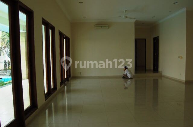 Unfurnished House For Rent In Kemang 2