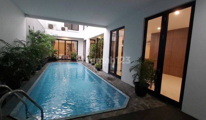 Luxury Furnished House In Pondok Indah