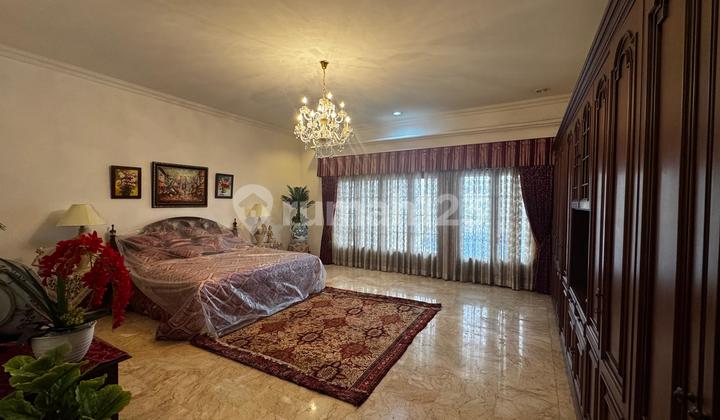 Classic Furnished House In Pondok Indah Close To Bukit Golf