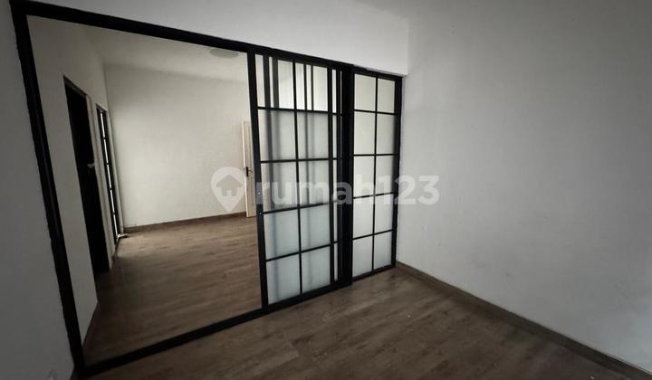 House in Kebayoran Baru near MRT Blok M, can be used for Office. 2