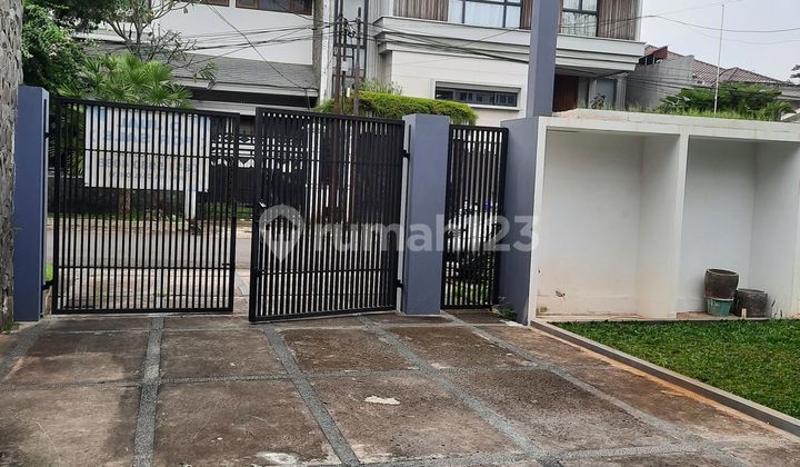 Dijual Rumah Hitung Tanah Lokasi Strategis Senopati Jaksel Dijual Rumah Hitung Tanah Lokasi Strategis Senopati Jaksel