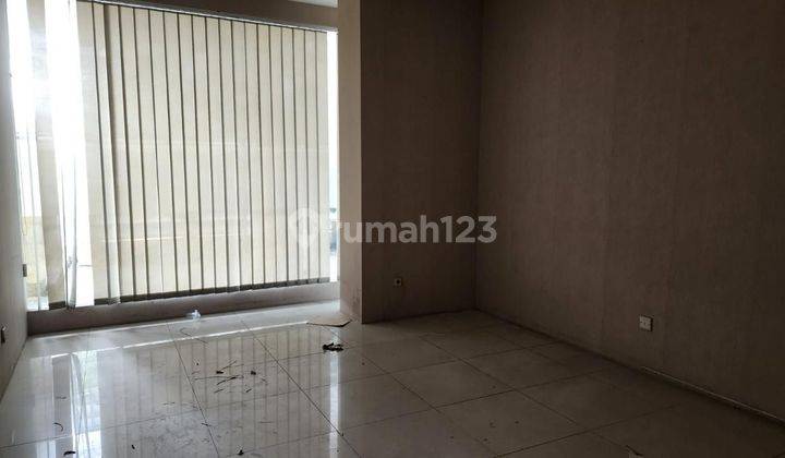 Rumah 3 lantai + basement disewakan di Area Senopati - Gunawarman, kebayoran baru - jaksel 2