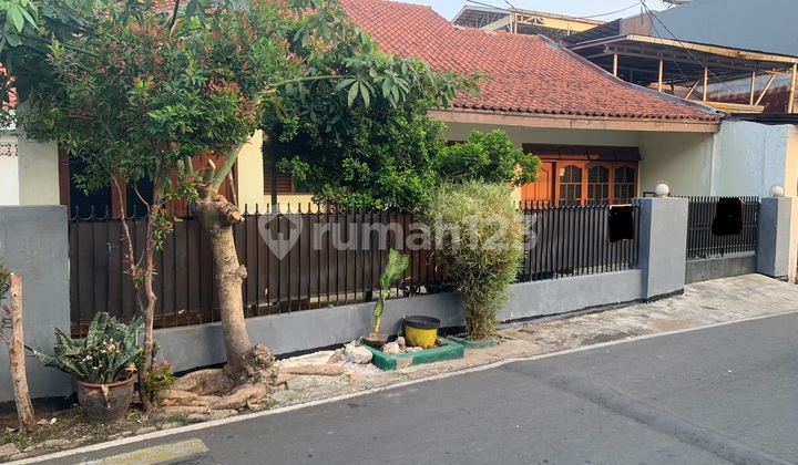 Dijual Rumah Satu Lantai Area Panglima Polim-Bisa Jalan Kaki ke MRT Dijual Rumah Satu Lantai Area Panglima Polim-Bisa Jalan Kaki ke MRT