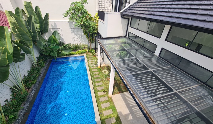 Siap Huni! Rumah 2 Lantai Cantik & Luas 4Kt 4Km, Jalan Lebar, Tenang, Area Selong 2