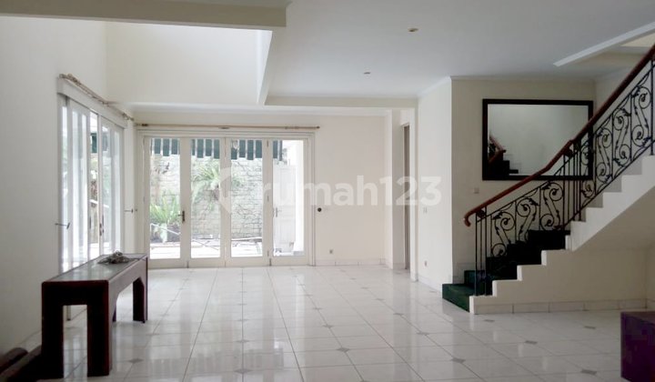 Rumah Jual Cepat di Cilandak Intan RSPP - Lingkungan Adem, Jalan Lebar, Halaman Luas 2