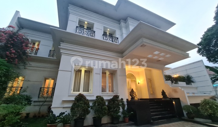 For Sale: House in Kebayoran Baru - Premium Location, Close to Senayan, Ratu Plaza, RSPP, Fully Furnished