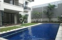 Jual Rumah Cipete Dekat Stasiun MRT - Dalam Komplek Private, Ada Pool 2