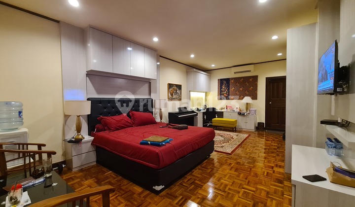 Jual Cepat! Guesthouse 15 Kamar Tidur Ala Hotel Berbintang, Luas Tanah 1025 M2,Ada Pool 2