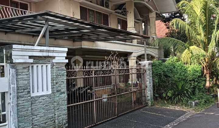 Dijual Rumah Dekat SCBD Senopati-Dua Lantai, Area Tenang Dijual Rumah Dekat SCBD Senopati-Dua Lantai, Area Tenang