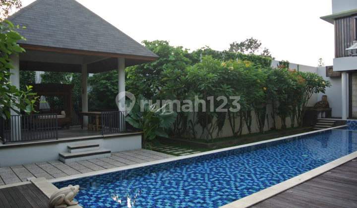 Jual Rumah Mewah di Senayan-Permata Hijau - Akses Tol