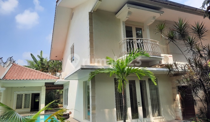 Ready-to-Live House in Selong Near Senopati 1