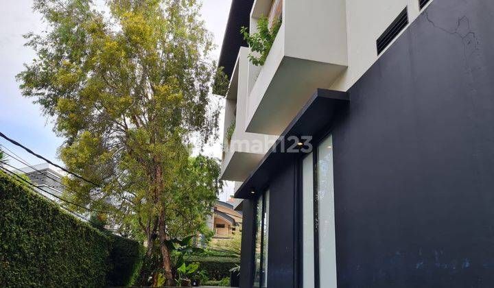 Rumah Sewa Radio Dalam-Minimalis, 2 Lantai, Siap Huni, Ada Pool,Dekat PI dan Kebayoran Baru