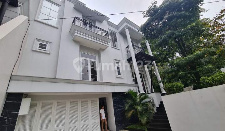 Jual Rumah Baru Mewah di Kebayoran Baru-area Brawijaya Darmawangsa