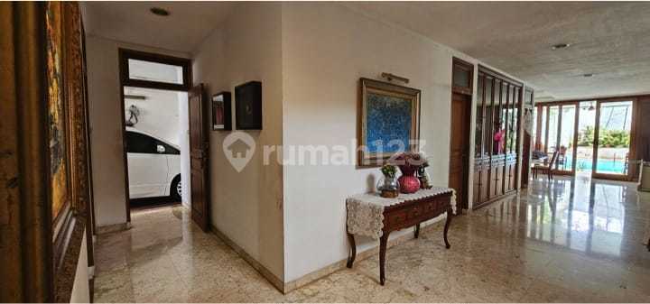 Rumah Kemang Lokasi Tenang, Pool, 5 KT, Disukai Ekspatriat! Cek Sekarang! 2