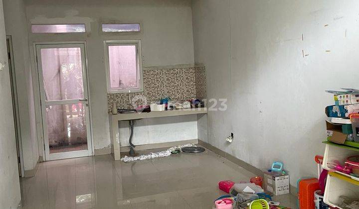 Rumah Bagus, Shm, Depok Tanah Baru, 700juta, Nego  2