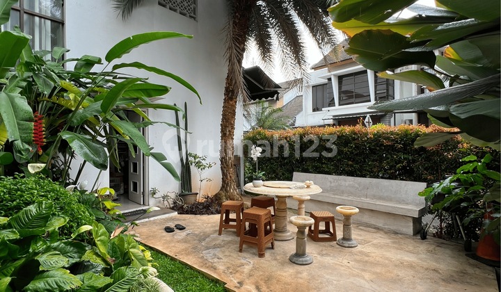 Dijual Rumah Bintaro Modern Depan Taman Full Furnished 2