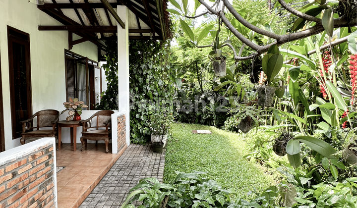 For Sale Rumah Senopati, Lokasi Strategis, Di Lingkungan Asri 2