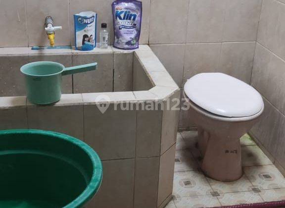 Rumah di Griya intan blok i SHM 5