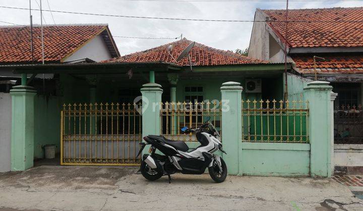 Rumah di Jalan drajat gang mesjid SHM 1