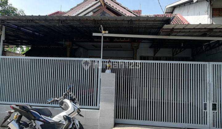 Rumah di Jalan mawar tuparev 1