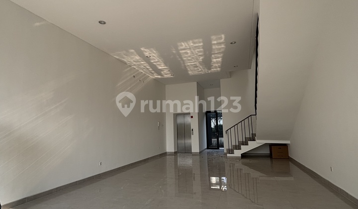 Iconix BSD Loft Studio Near Jorr Toll Road and Aeon Mall Iconix BSD Loft Studio Near Jorr Toll Road and Aeon Mall