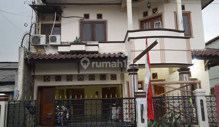 Rumah Dijual Kota Depok Siap Huni di Jalan Bulevar 2