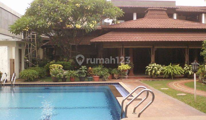 Rumah Luxury Kebon Jeruk Dekat Jl.panjang Ada Swumming Pool 1