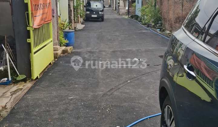 Strategis U Kos/hunian Posisi Hook Dan Udara Lapang/sawahnyamananah Murah & Jual Murah 2.1jt An Dr Harga 3.5jt Krn Bu Seroja Solo Bjgaru. Depan Aspal