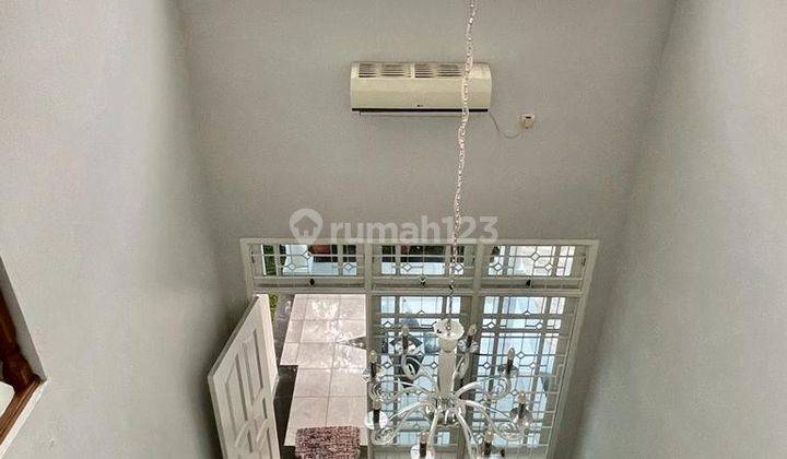 Rumah Baru di Bintaro Sektor 9 Furnish di Hoek Jual Murah Li 2