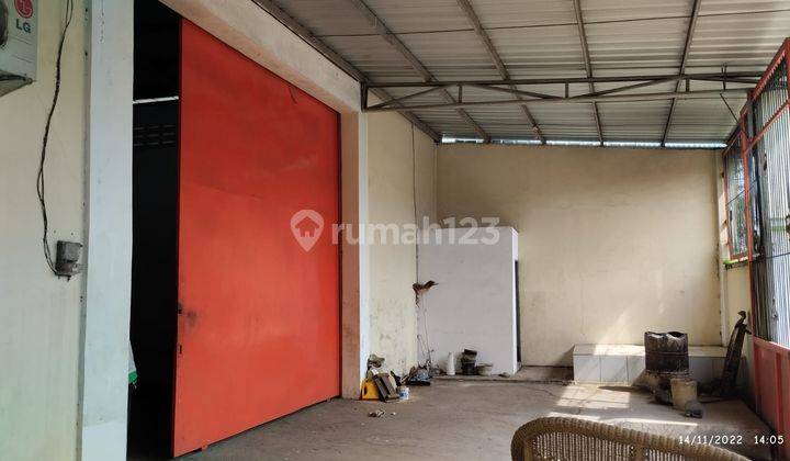 Gudang Bagus di Daerah Suci 2