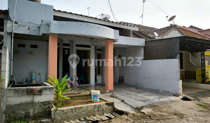 Rumah Murah di Taman Pulomas 2