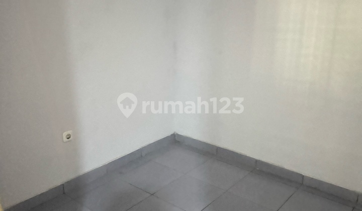 Dijual/disewakan Rumah Setraduta 2